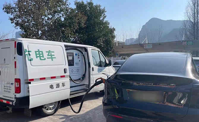 东昌府区汽车搭电