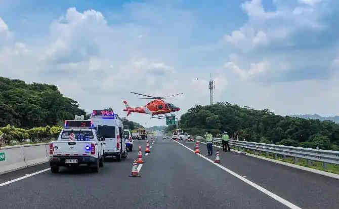 东昌府区高速公路汽车救援案例